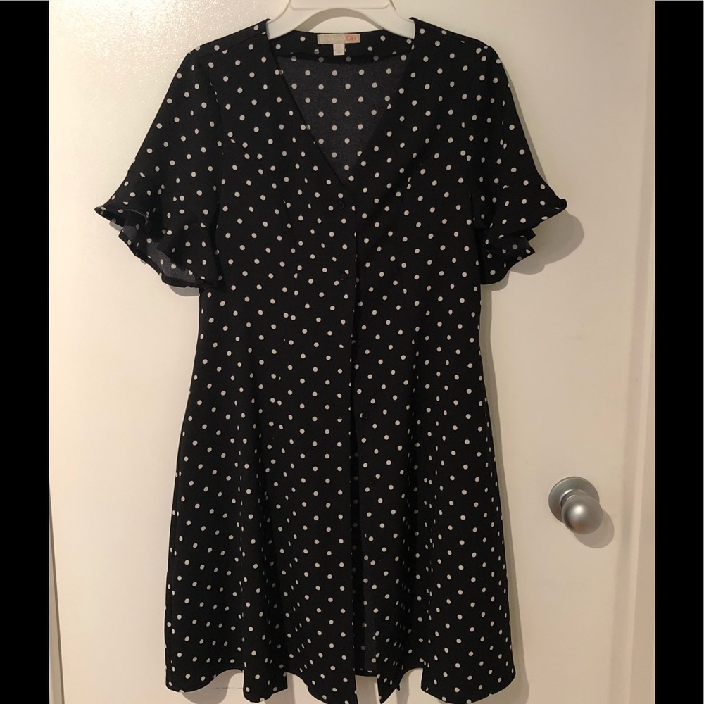 Polka dot flowy summer dress